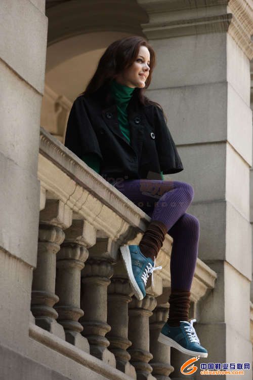 阿迪丽娜动力足十足男鞋女鞋